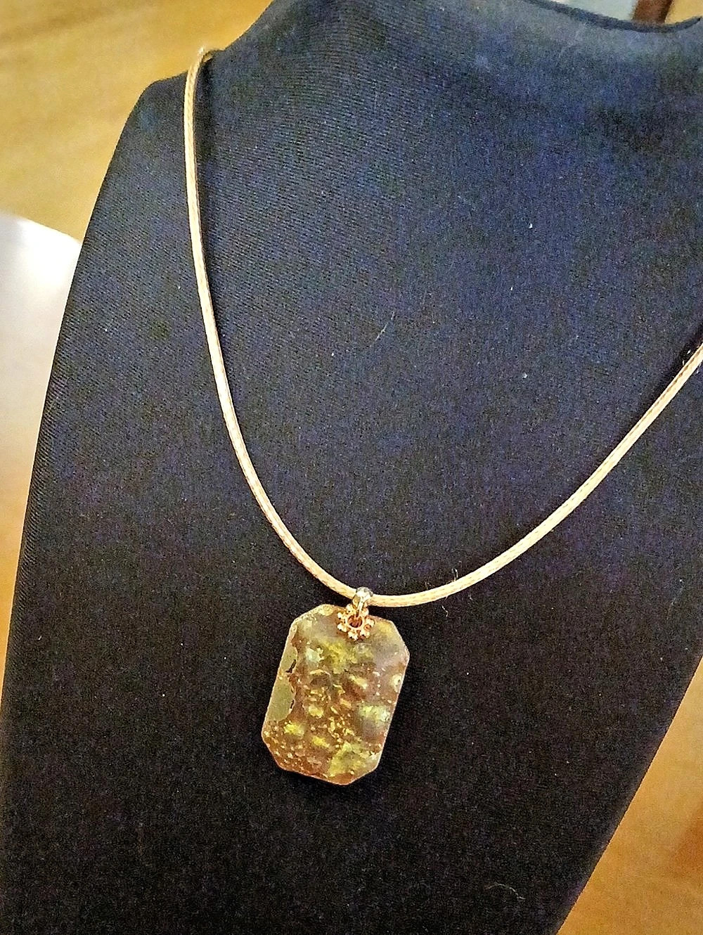 Sparkly Tan Orangey 1" Pendant Necklace 16"